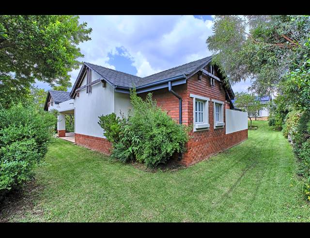 3 BEDROOM FREESTANDING FOR SALE IN WATERFALL VALLEY MATURE LIFESTYLE ESTATE
